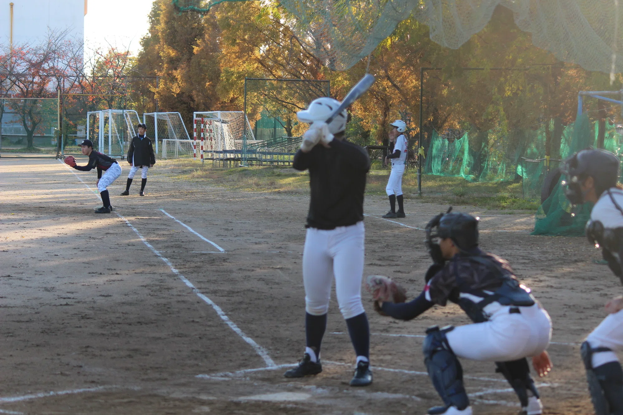 なぜ公立高校は「甲子園」を目指せないのか？市ケ尾高校監督が言った言葉の裏側にある絶望的なデータ格差と、その先にある「部活動の真髄」